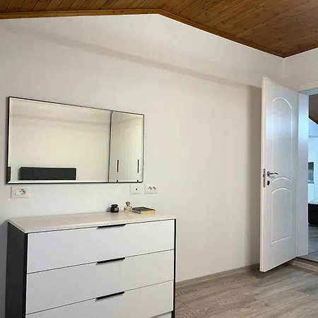Guest house Quiet Space Farke e Madhe
