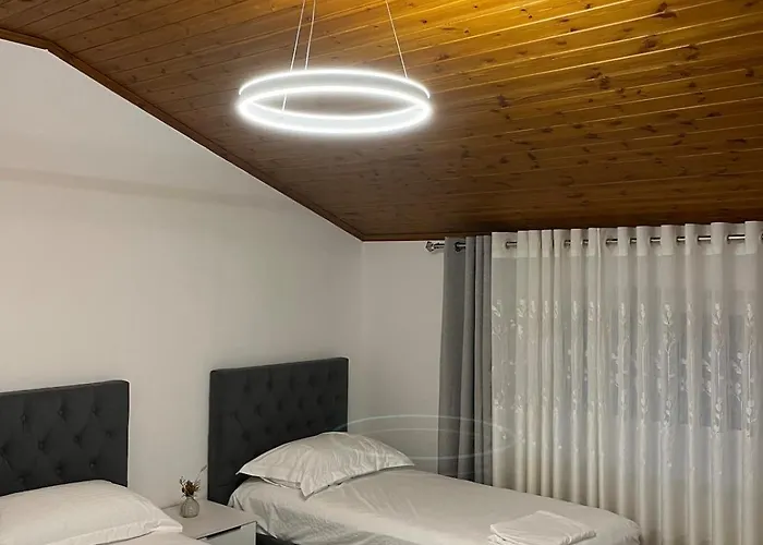 Quiet Space * Farke e Madhe