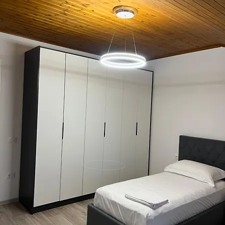 Quiet Space * Farke e Madhe